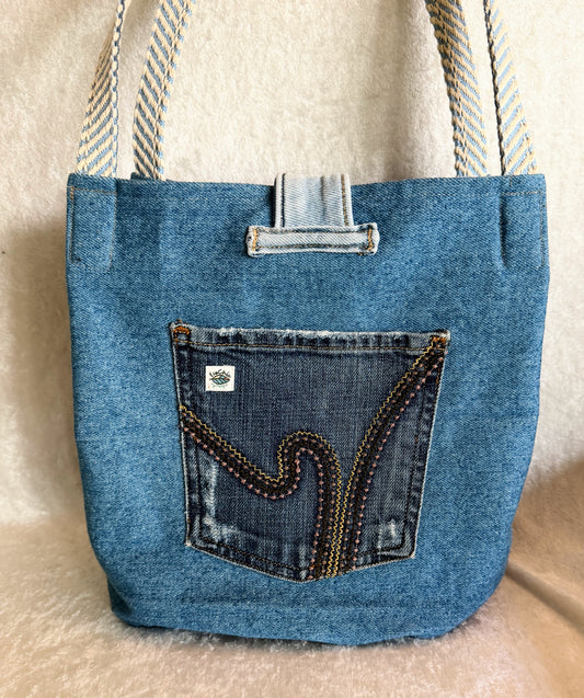 PB.300B Pinch-top Bucket Bag