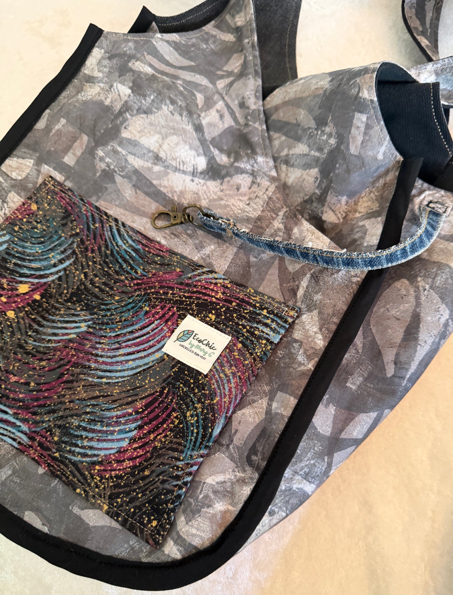 T3.100H 3-Pocket Tulip Bag