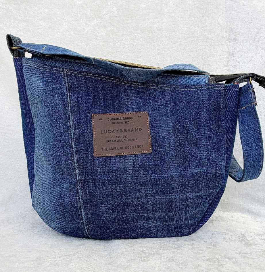 EDS.200Z Everyday Shoulder Bag