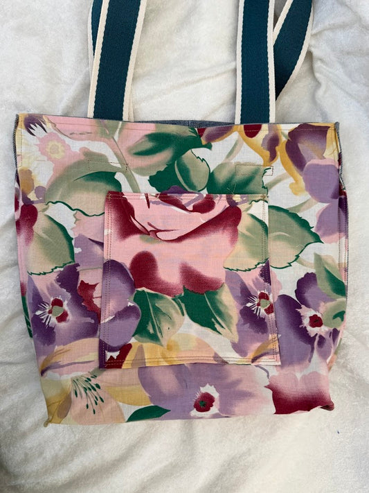 LT.100 Lacy Tote
