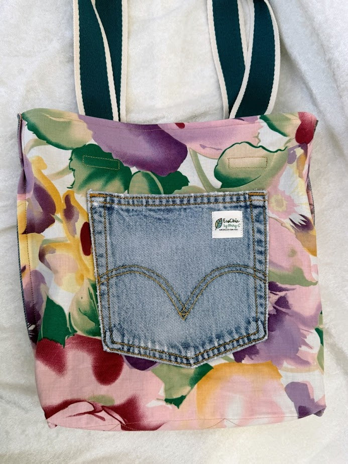 LT.100 Lacy Tote
