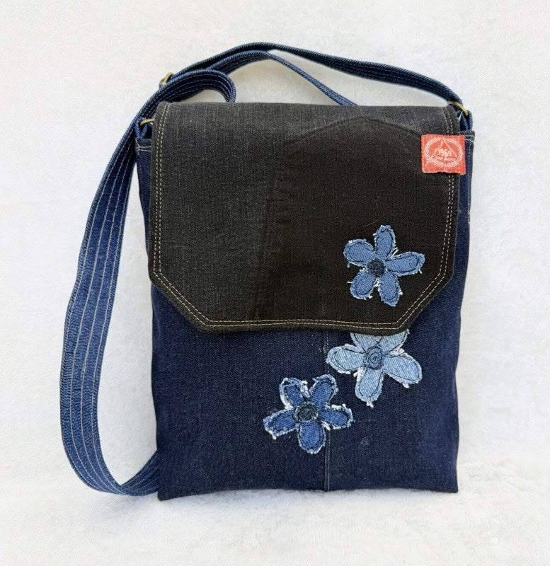LM 300C __ Denim Floral Flap Crossbody Bag