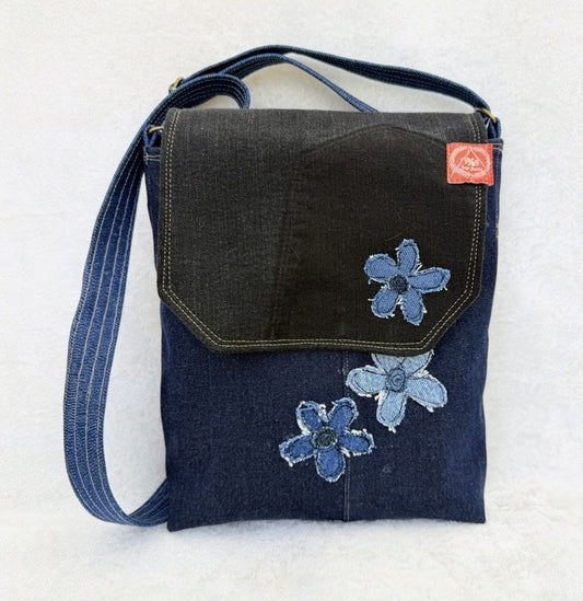 LM 300C __ Denim Floral Flap Crossbody Bag