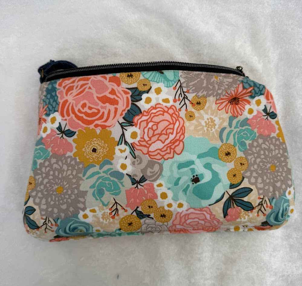PC.100Z Petite Crossbody